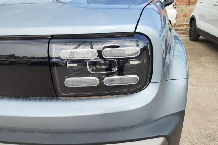 Used Baojun Spark EUV 2026 301km Flagship Edition Left Front Headlight