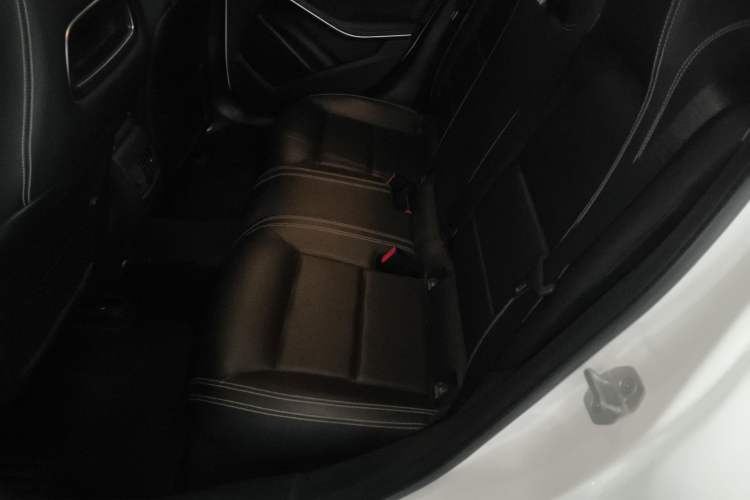 Used Mercedes-Benz GLA 2016 GLA 200 Fashion Model
