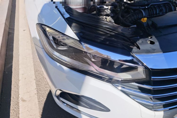 Used Volkswagen Lavida 2023 300TSI DSG Full-Comfort Edition Right Front Headlight