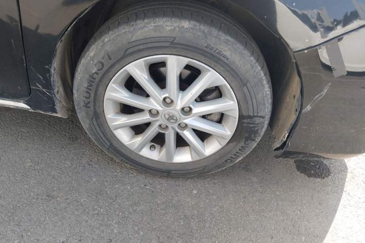 Used Toyota Camry 2013 2.0G Comfort Edition Right Front Wheel Hub