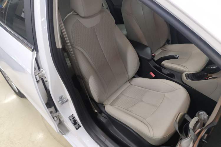 Used Buick GT 2017 15N Automatic Elite Version