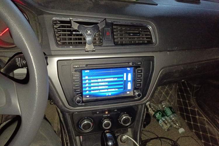 Used Volkswagen Lavida 2015 1.6L Automatic Fashion Edition