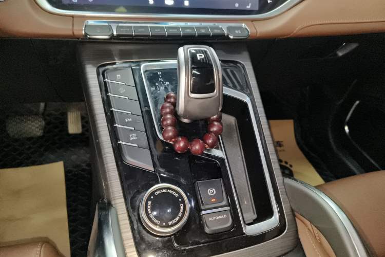 Used Geely Auto Emgrand X7 Sport 2020 1.8TD DCT Zhi Ling PRO Gear Lever