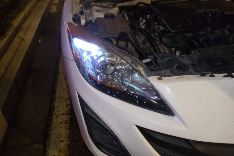 Used Mazda 3 2012 Hatchback 1.6L Manual Comfort Model