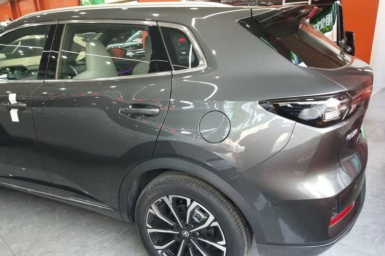 Used Changan CS55PLUS PHEV 2025 Smart New Blue Whale 125km Battleship Edition
