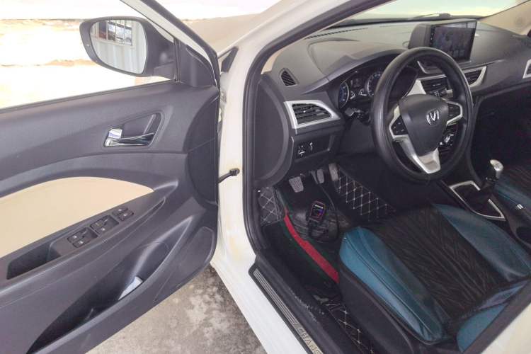 Used Changan Alsvin V7 2016 1.6L Manual LeShang Model China V Standard