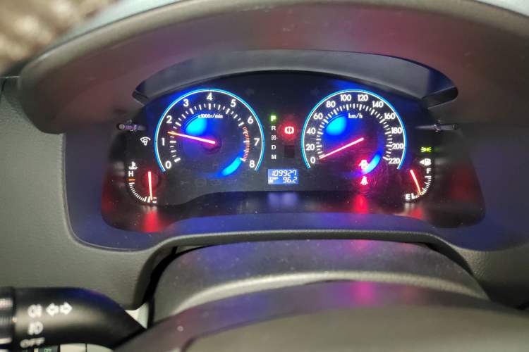 Used Mazda 8 2013 2.5L Ultimate Edition Instrument Cluster