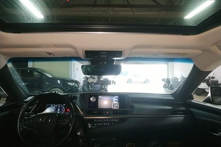 Used Lexus ES 2020 200 Excellence Edition