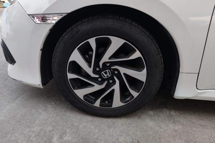 Used Honda Civic 2016 220TURBO Manual Luxury Edition