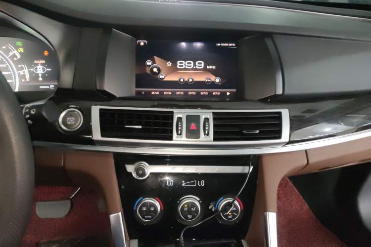 Used Haval H7 2018 Revised Version Blue-Label H7 2.0T Automatic Smart Enjoyment Trim
