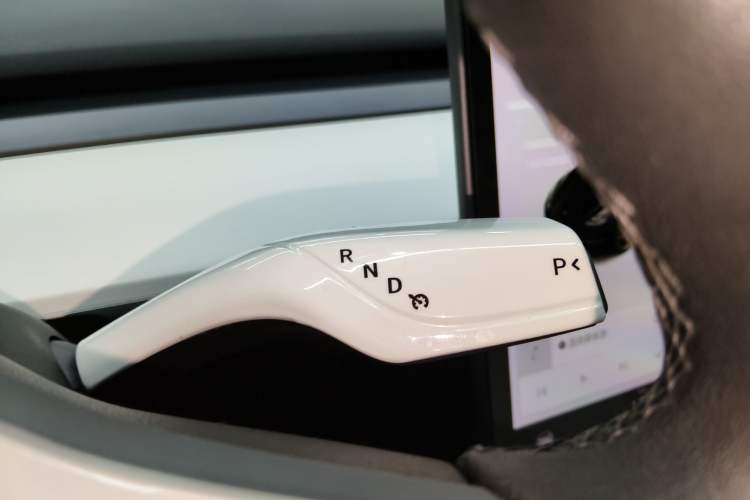 Used Tesla Model 3 2021 Performance High-Performance All-Wheel-Drive Version 3D6 Gear Lever