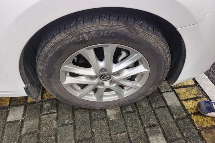 Used Mazda 3 Axela 2019 Cloud-Controlled Sedan 1.5L Automatic Luxury Model China VI Standard Right Front Wheel Hub