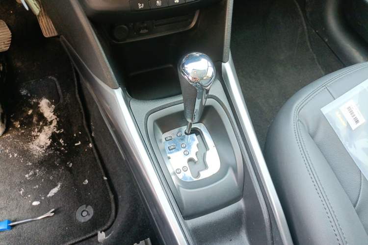 Used Peugeot 2008 2014 1.6L Automatic Fashion Edition