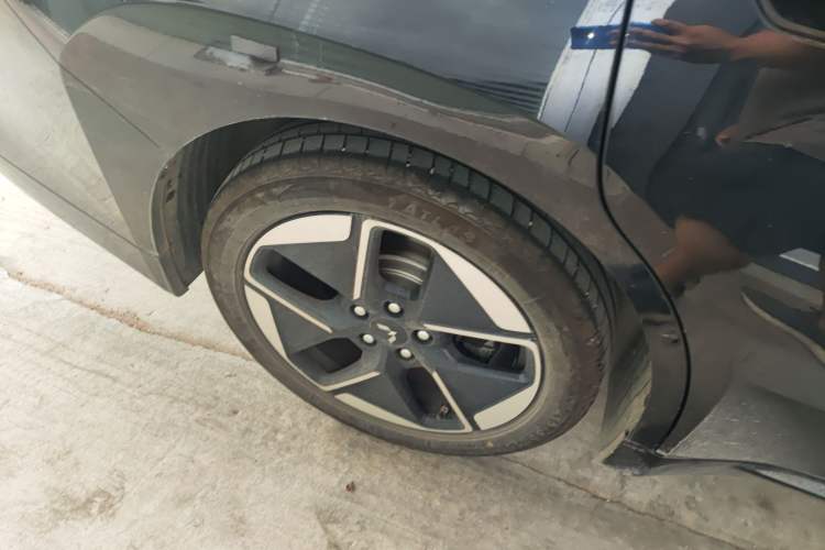 Used Wuling Xingguang 2024 Co-Creation Edition 150 Flagship Model Exterior 5