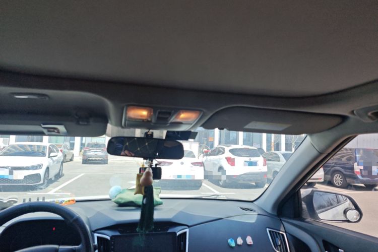 Used Hyundai ix25 2015 1.6L Automatic Two-Wheel Drive Smart GLS Trim Headliner