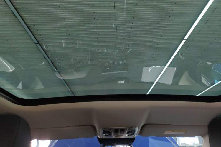 Used Wey VV5 2017 2.0T Ultra-Luxury Version
