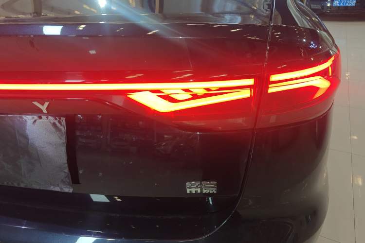 Used Geely Auto Emgrand 2022 4th Generation 1.5L CVT Luxury Model