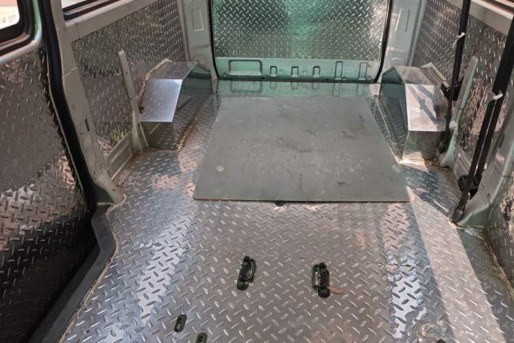 Used Foton Scenic G5 2024 2.0T Diesel Professional Edition Open-Window 5-9 Seater 4F20TC3