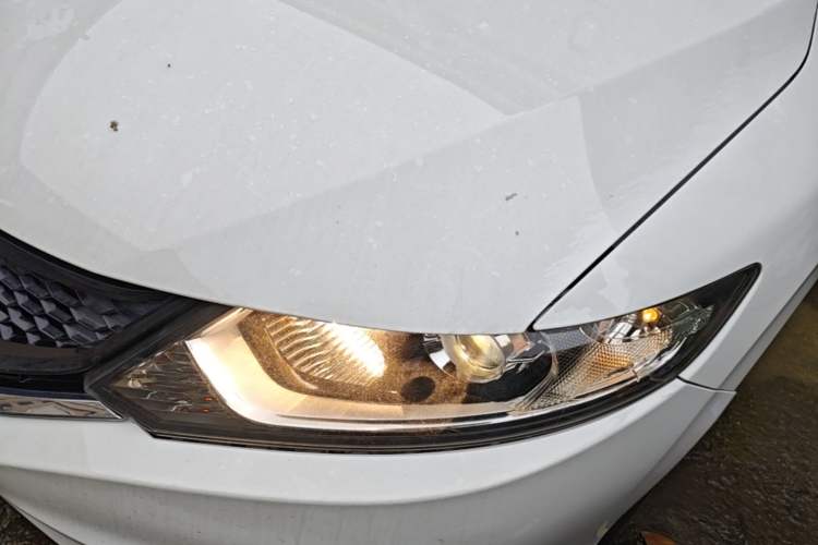 Used Honda Jade 2013 1.8L automatic Comfort version 5 seats Left Front Headlight