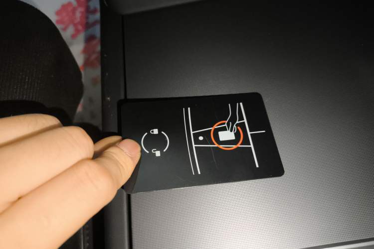 Used Tesla Model Y L 2025 Model Long-Range All-Wheel-Drive Version