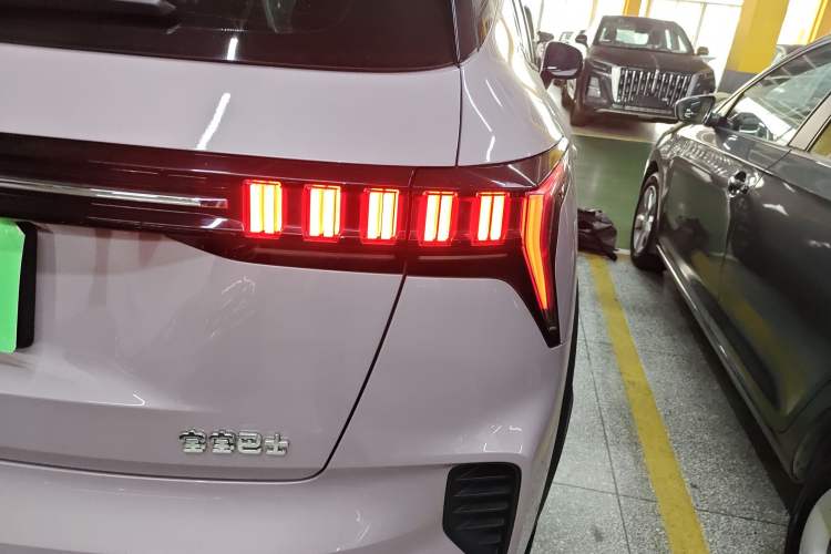 Used Lynk & Co 06 2023 Remix 1.5T Shero
