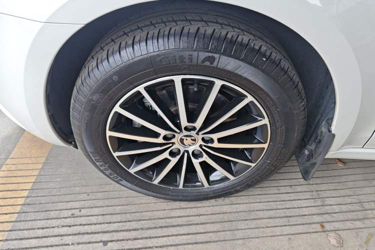 Used Skoda Octavia 2019 TSI230 DSG Luxury Edition