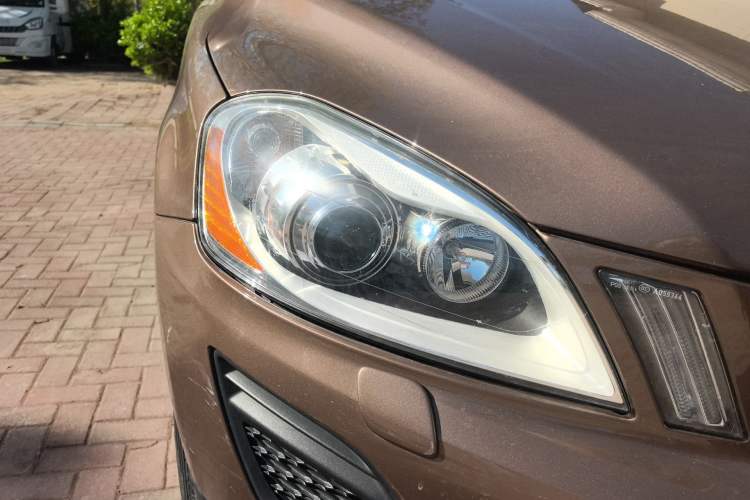 Used Volvo XC60 2013 T5 Zhiya Edition Right Front Headlight