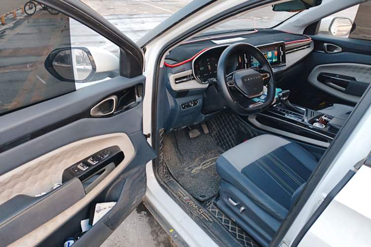 Used Baojun RM-5 2019 1.5T CVT 24-Hour Online Luxury Version 7 Seats