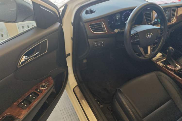 Used Hyundai Mistra 2014 1.8L Automatic Deluxe DLX Model
