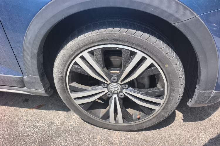 Used Volkswagen Touran 2018 Volkswagen Touran L 280TSI DSG Boundary Edition 6-Seater China VI Standard
