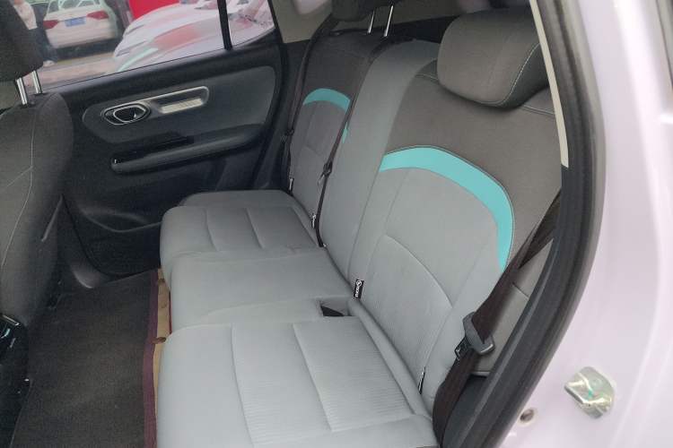 Used AION Y 2023 Younger