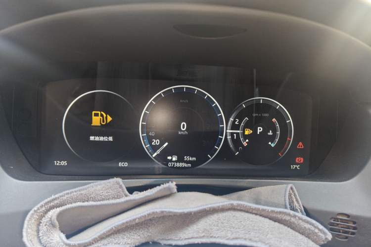 Used Jaguar F-PACE 2016 2.0T Two-Wheel Drive Urban Luxury Edition