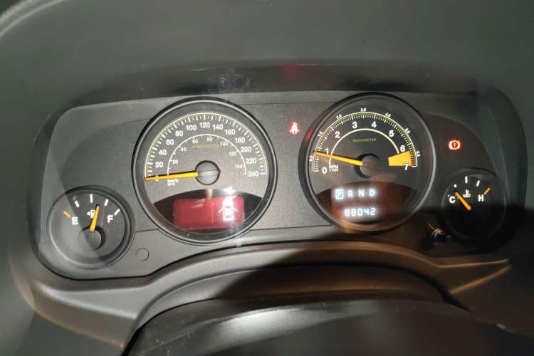 Used Jeep Compass 2012 2.0L two-wheel drive sport version