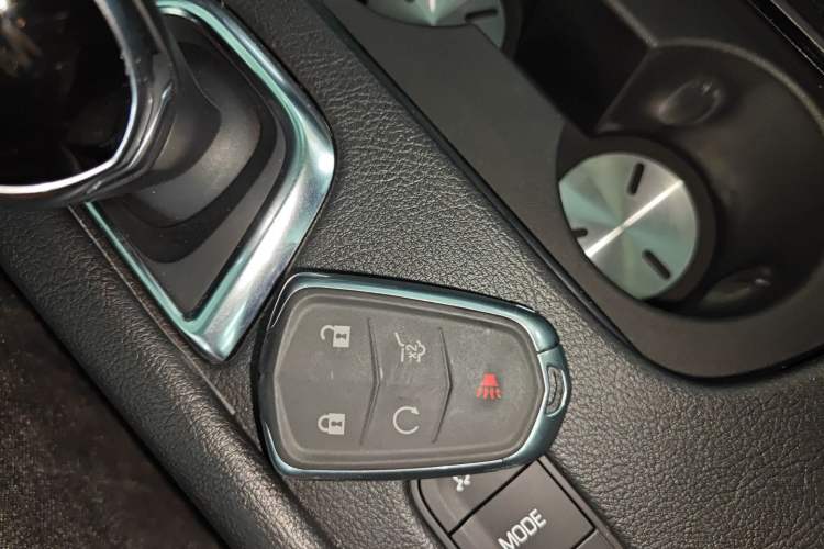 Used Cadillac XT5 2016 28T Four-Wheel Drive Luxury Model Vehicle Key