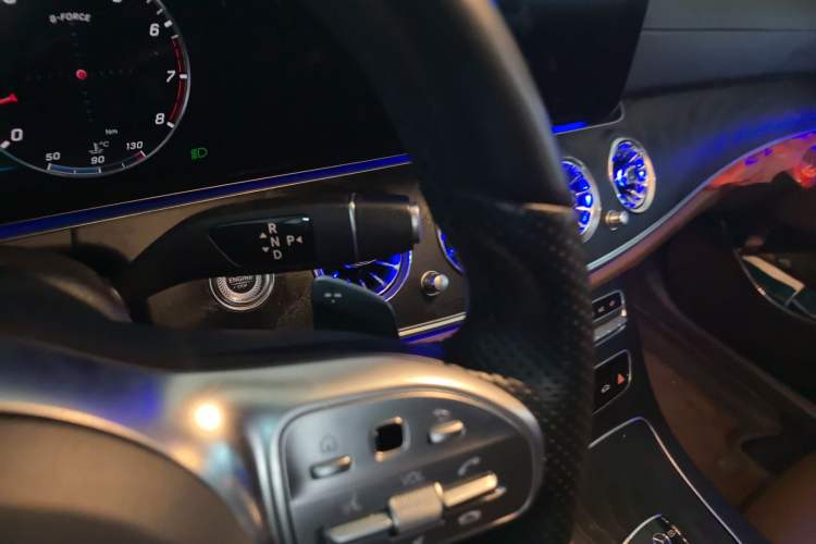 Used Mercedes-Benz E-Class 2019 E 300 L Sporty and Stylish Model Gear Lever