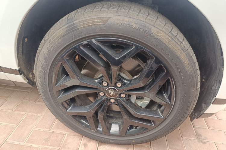 Used Land Rover Range Evoque 2020 249 PS R-DYNAMIC S First-Edition Sport Custom Edition
