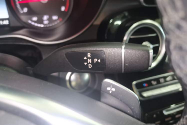 Used Mercedes-Benz C-Class 2018 C 200 Coupe Gear Lever