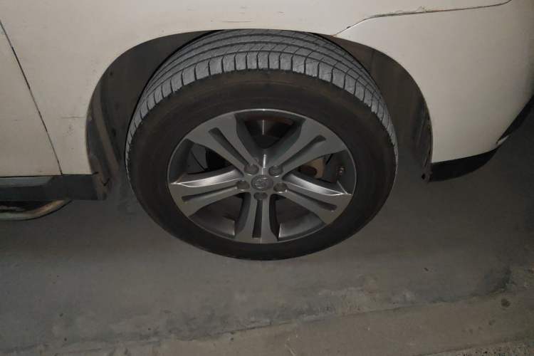 Used Toyota Highlander 2012 2.7L Two-Wheel Drive 7-Seater Luxury Edition
