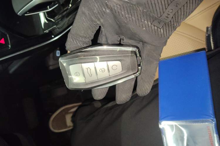 Used Geely Auto FX11 2023 1.5TD DCT Prestige Edition
