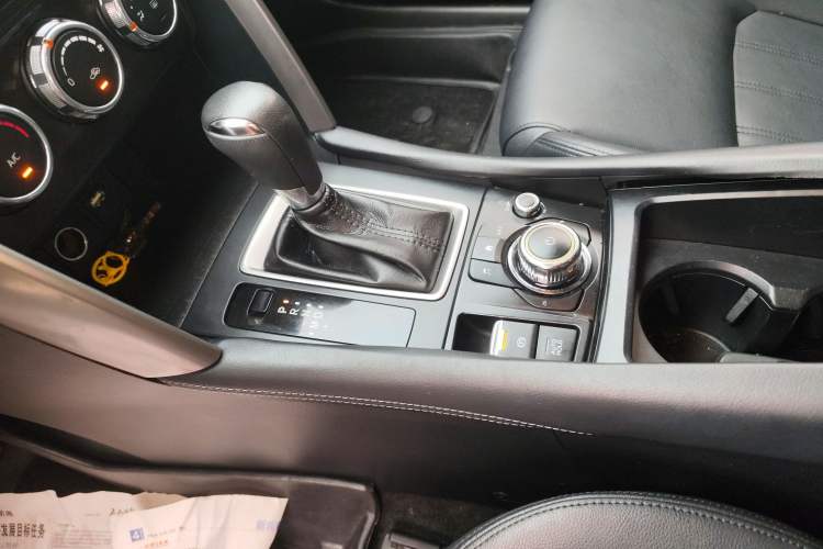 Used Mazda CX-4 2016 2.0L Automatic 2WD Blue Sky Dynamic Edition Gear Lever