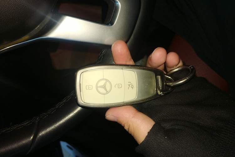 Used Mercedes-Benz GLC Coupe 2020 GLC 260 4MATIC Coupe SUV Vehicle Key