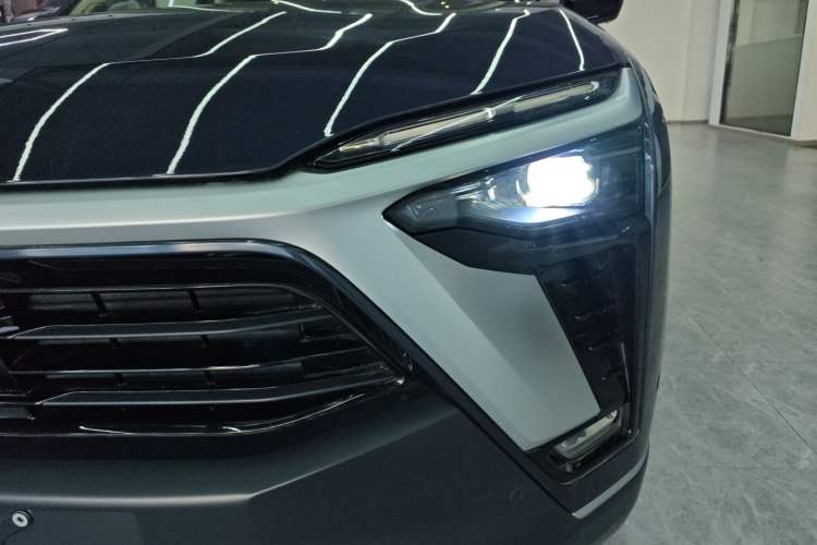 Used Nio ES8 2020 415 km Signature Edition 6-Seater Version