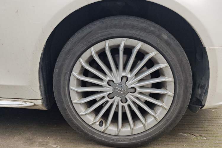 Used Audi A4L 2016 35 TFSI Collector's Edition Automatic Standard Model
