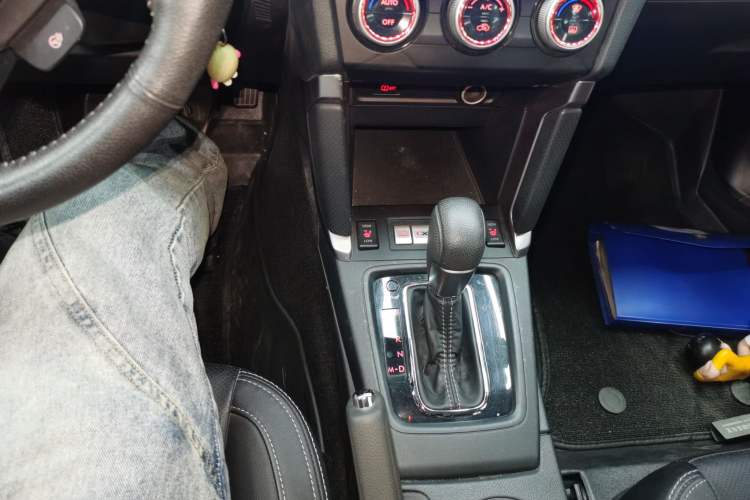 Used Subaru Forester 2018 2.5i Luxury Navigation Edition with EyeSight
