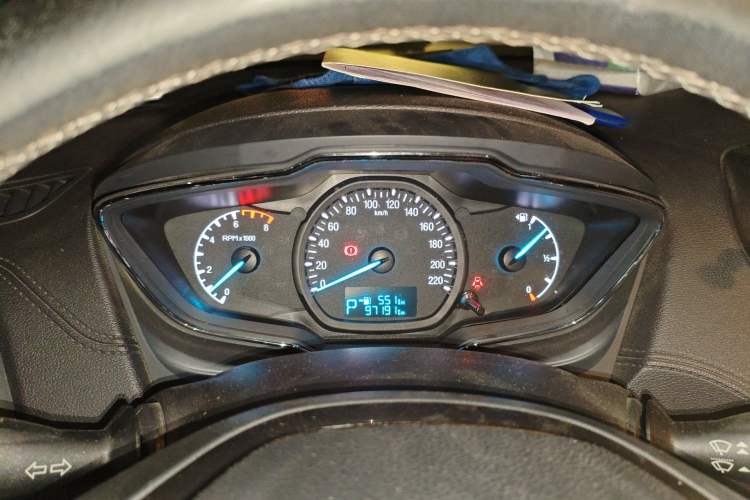 Used Ford Escort 2015 1.5L Automatic Fashion Model
