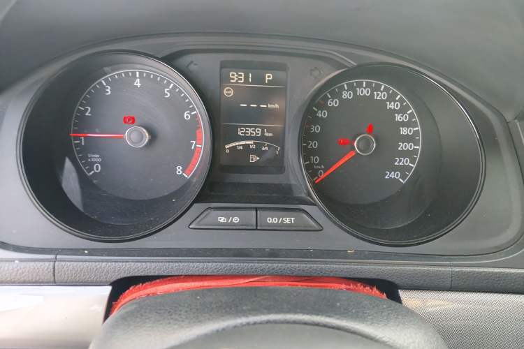 Used Volkswagen Gran Lavida 2017 1.6L Automatic Fashion Edition