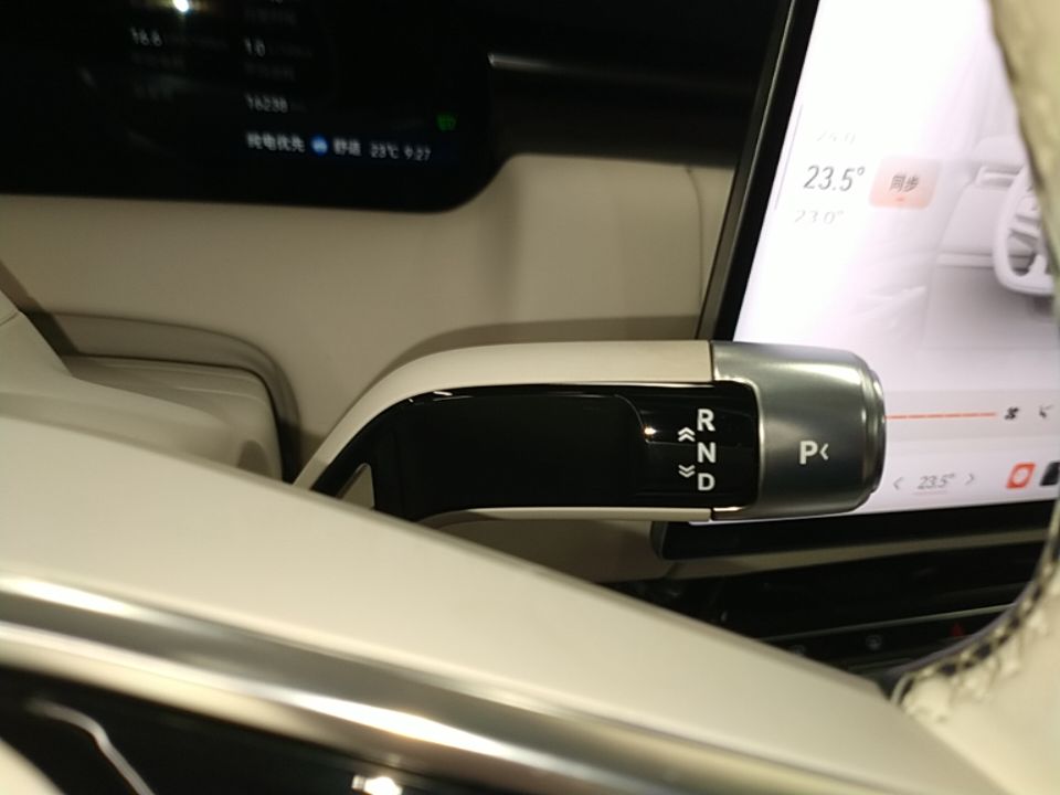 Zeekr 9X 2025 Ultra Edition 70kWh — снимка 16
