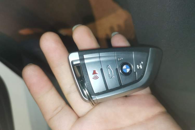 Used BMW 7 Series 2019 Facelifted 750Li xDrive V8 M Sport Package Vehicle Key