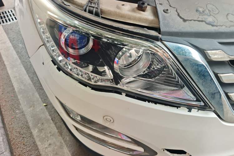 Used Baojun 560 2015 1.8L manual luxury version