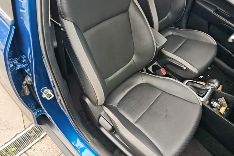 Used Kia kx1 Stonic 2019 1.4L Automatic Sport Edition China VI